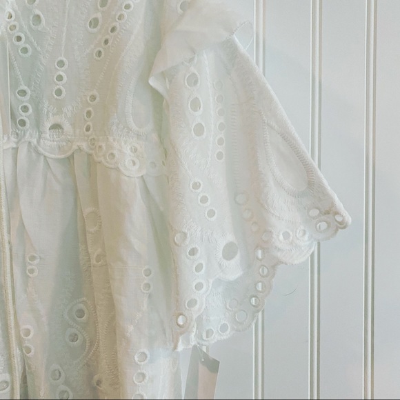 Stellah white eyelet top SIZE XS - Picture 7 of 9